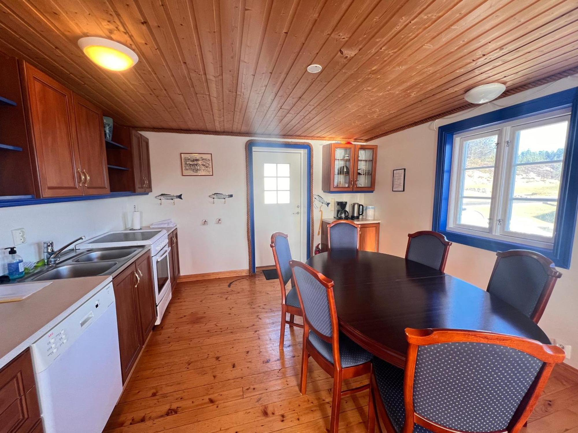 Atlantic Road Seaside Housing Apartment Litlrossoya Exterior photo